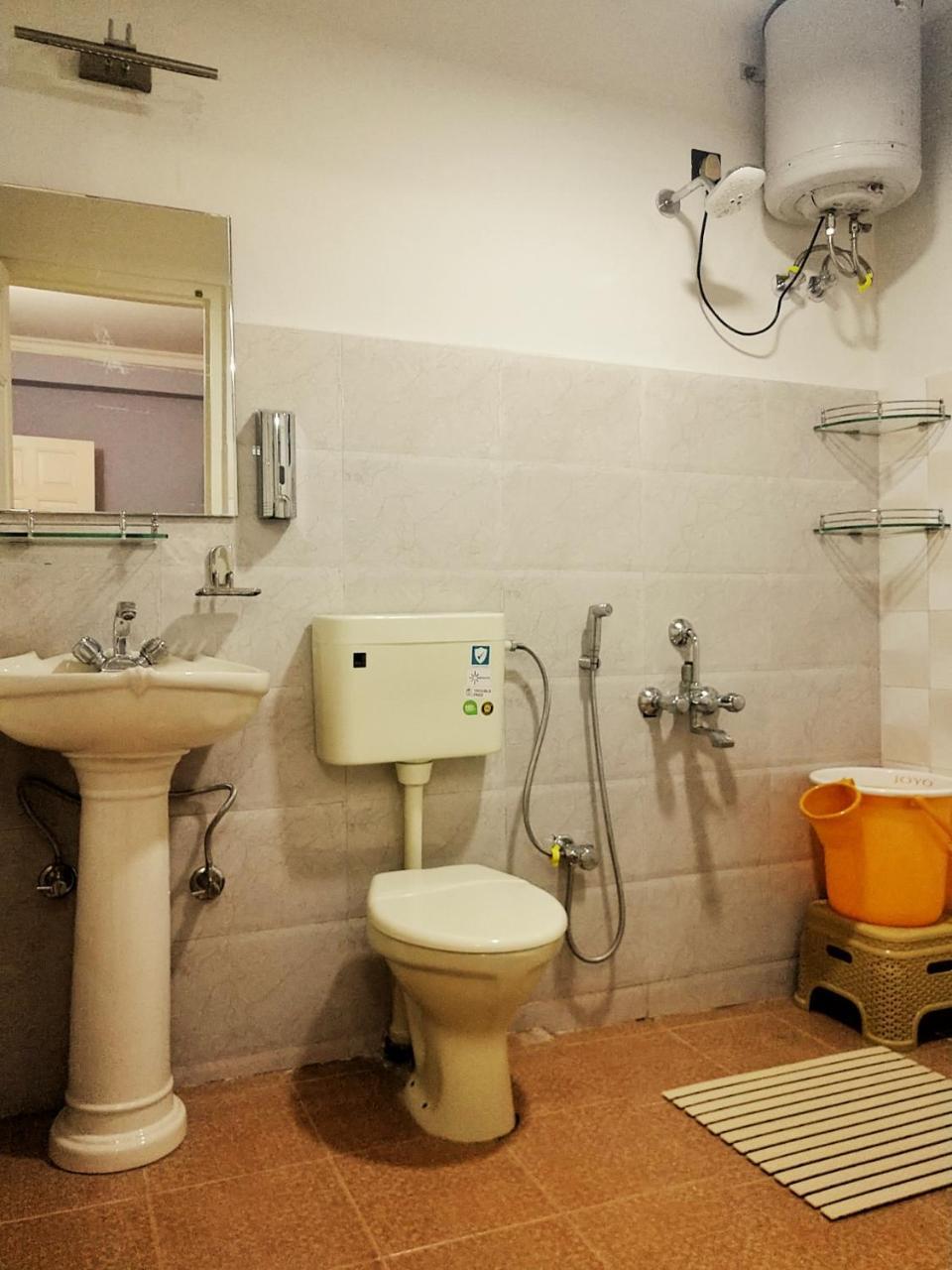 Rockski Boutique Bed & Breakfast Shillong Esterno foto