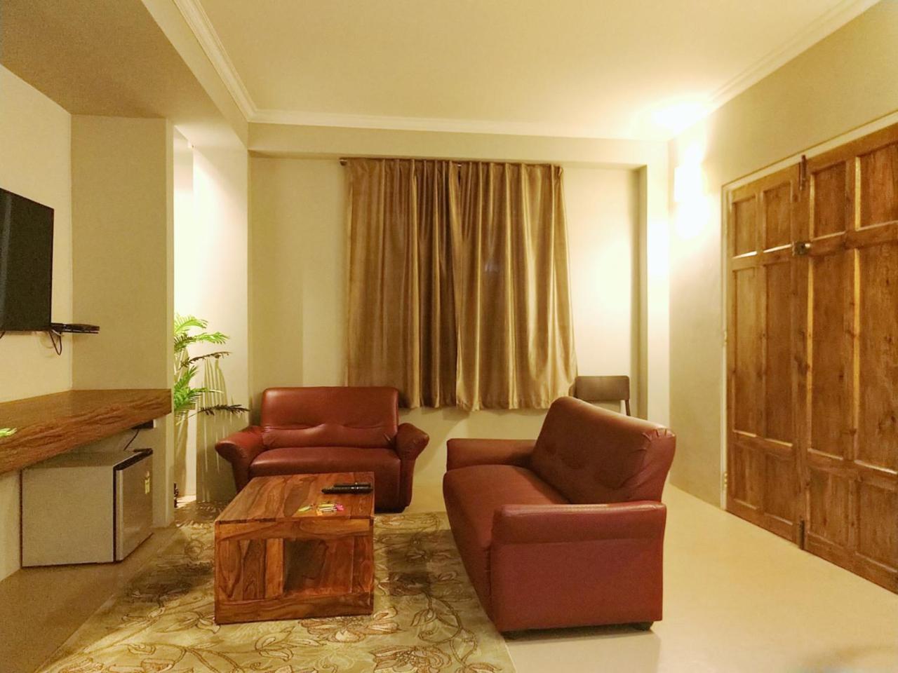 Rockski Boutique Bed & Breakfast Bed and Breakfast Shillong Esterno foto