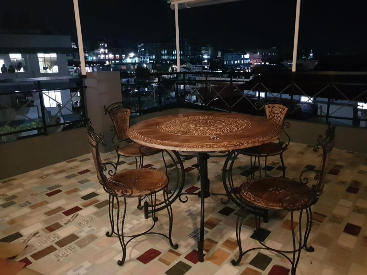 Rockski Boutique Bed & Breakfast Shillong Esterno foto