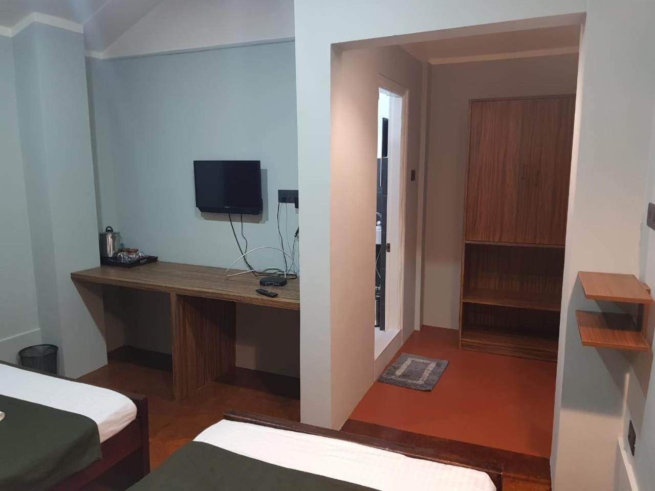 Rockski Boutique Bed & Breakfast Shillong Esterno foto