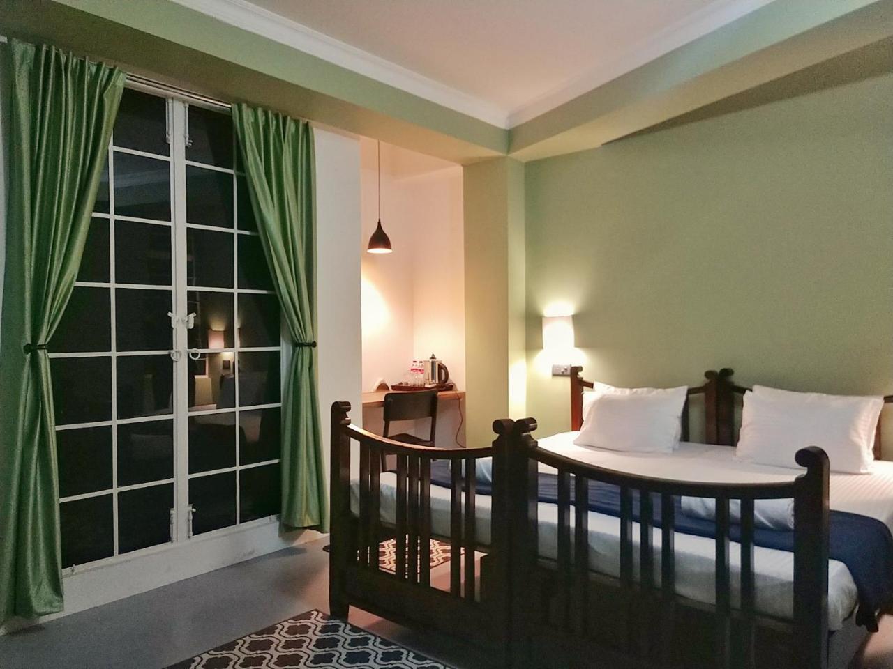 Rockski Boutique Bed & Breakfast Shillong Esterno foto